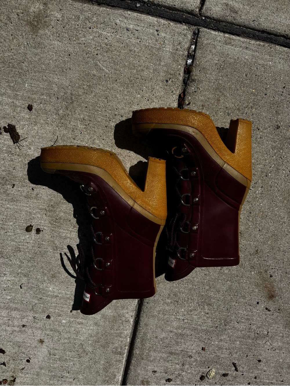 Vintage Hunter Burgundy and Mustard Lace-Up Platform Heeled Rain Boots - Picture 3 of 9